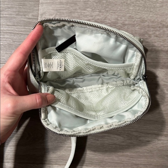 Lululemon Everywhere Belt Bag — Springtime - Picture 7 of 13